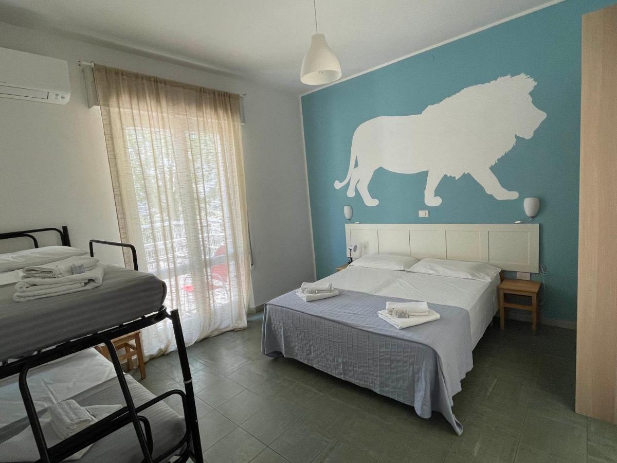 Hotel Aloha Cesenatico Exterior foto